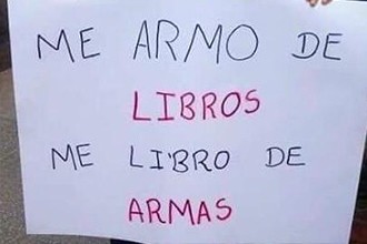 Me armo de libros, me libro de armas