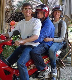 Mari Ros Rosado Martínez, Juanma Aznárez Rosado, Sergio Aznárez Rosado